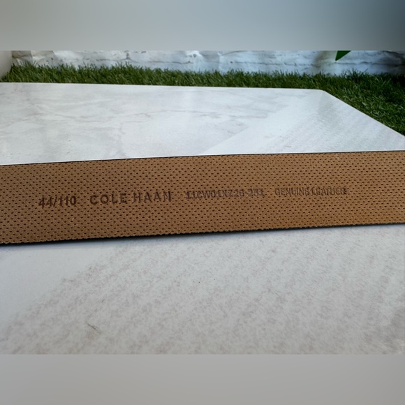 Cole Haan
Men's Harrison Grand Leather Belt Tan New with tags - Picture 5 of 12